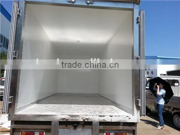 chang'an small refrigerator box truck 1000Kg cold truck