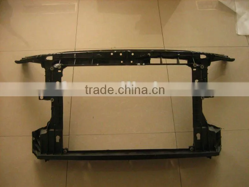 Passat B7 radiator support 3AA 805 588A