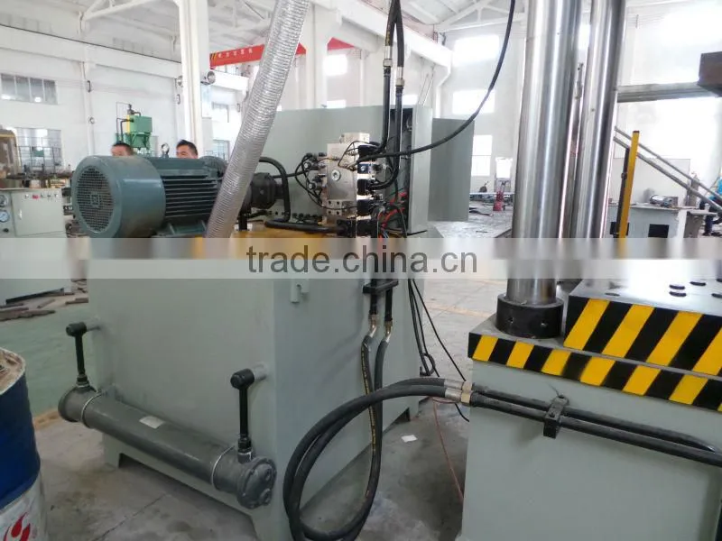 4 columns Hydraulic press Machine