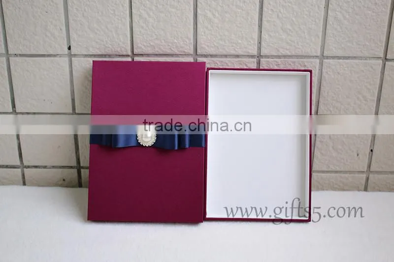 Decorative Wedding Invitation Card box with bowknot