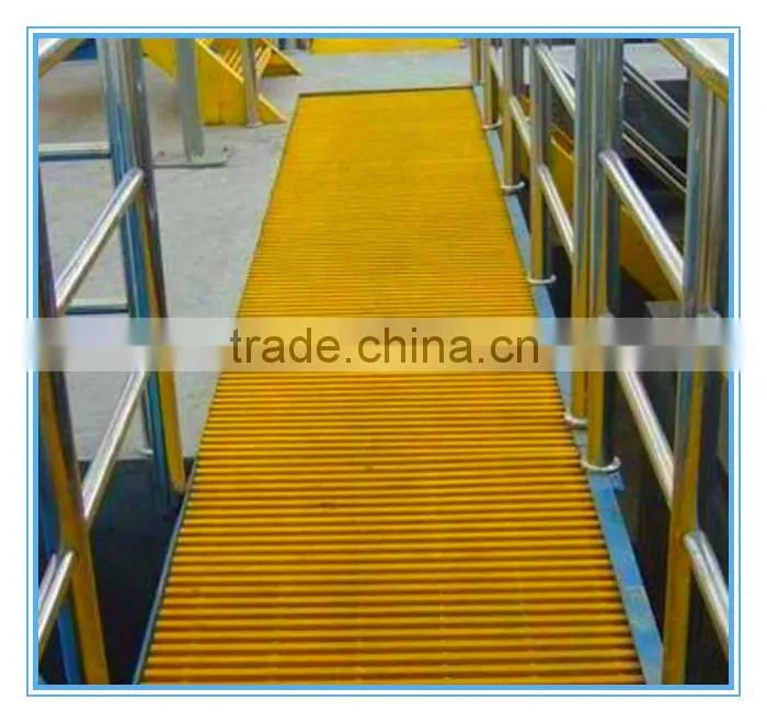 Light weight, high strength fiberglass reinforced plastic FRP grating