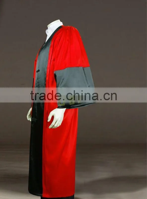 Graduation Caps and Gowns /graduation toga