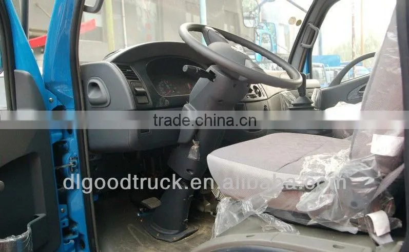 Dongfeng wrecker truck for rescuing broken cars