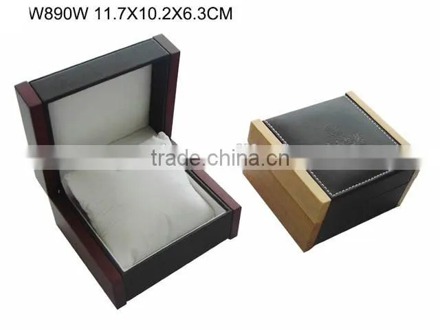 High Quality Luxury Black Lacquer Wooden Watch Packaging Storage Box W1208