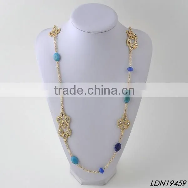 Gold rhinestone resin pendant necklace