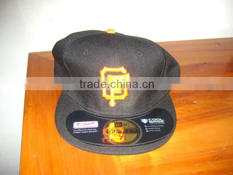 100% acrylic embroidery camouflage custom hip hop cap