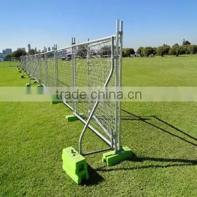 Easily assembled cheap galvanized welded wire mesh panels