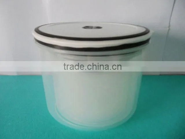 Plastic food saver storage containers