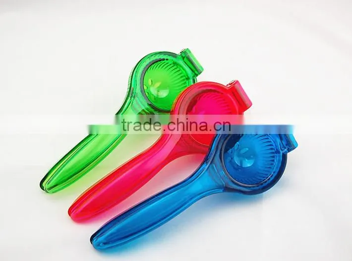 Plastic Lemon Squeezer, Hand Fruit Presser, Lime Squeezer
