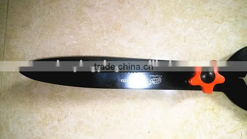 long handle bypass lopper