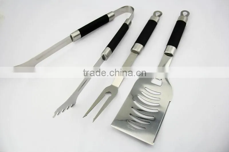 Outdoor living cooking ware Perfect nonslip TPR hand stainless steel 18inch grill accessories