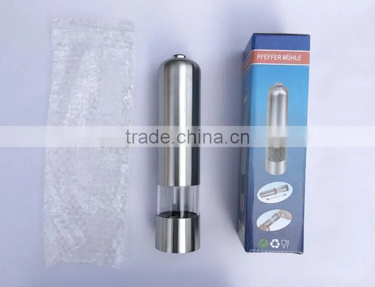 2017 New Electrical Pepper Mill Stainless Steel Mini Salt And Pepper Grinder Set