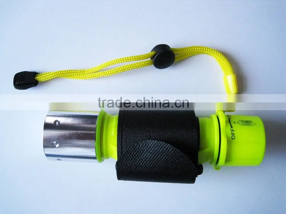 LED waterproof diving flashlight