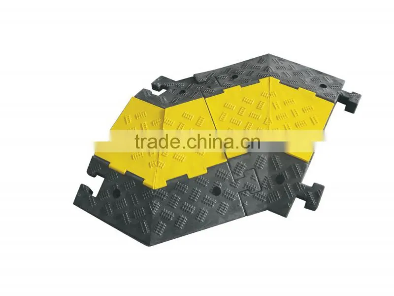 Ultra-portable 5-Channel Heavy Duty Rubber Cable Protection Ramps