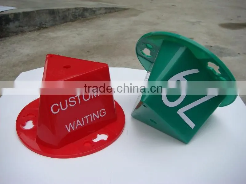 colored vehicle maintain roof hat