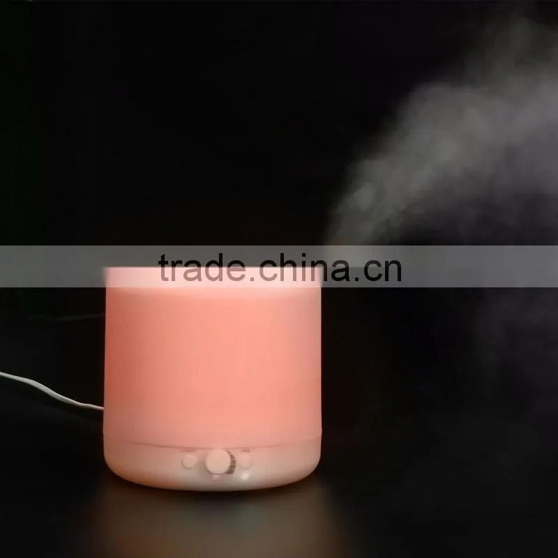 Ultrasonic aroma diffuser with LED colourful Light mist controller