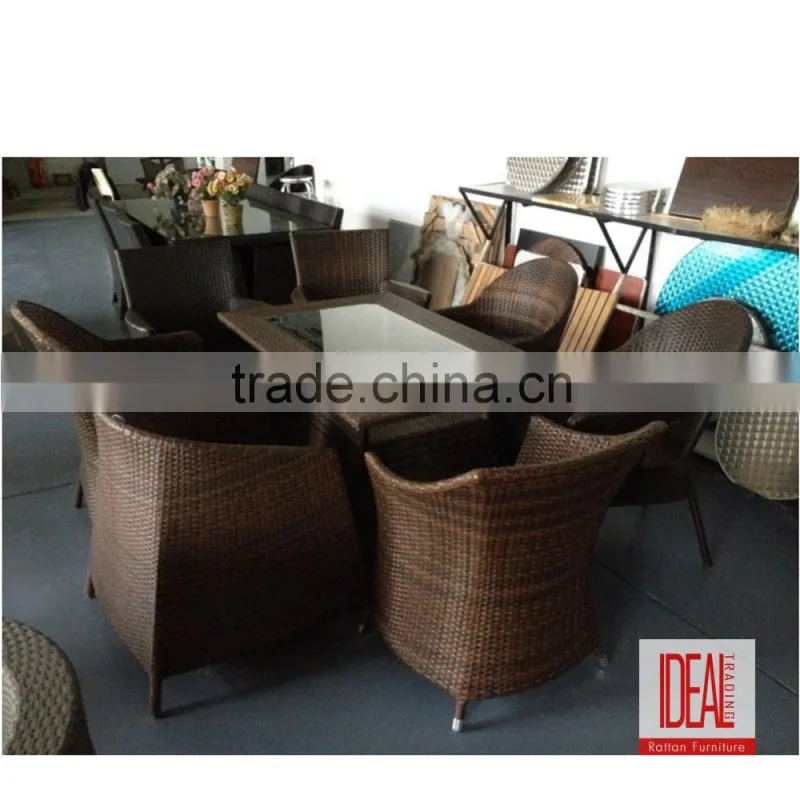 China beach garden table and chair set furniture of rattan