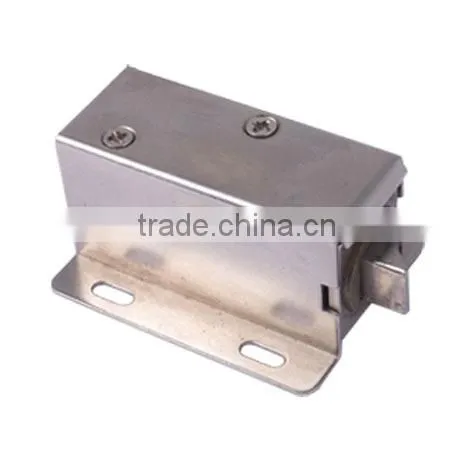 Cabinet door lock