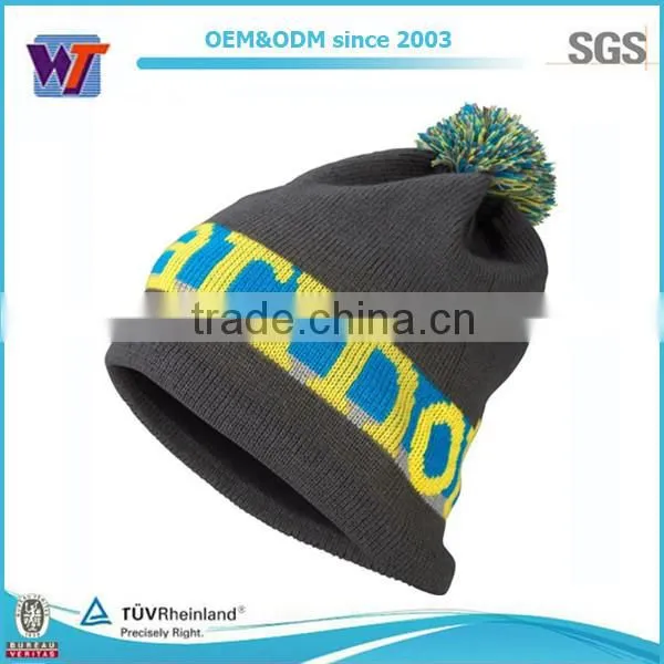 Wholesale custom pom pom knitted beanie hat with top ball