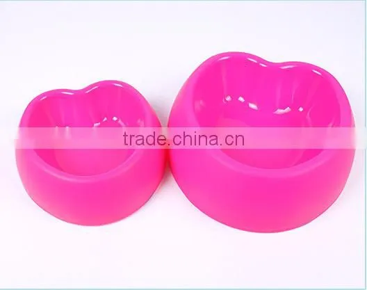 Custom heart shape plastic disposable pet bowl colorful dog silicone bowl