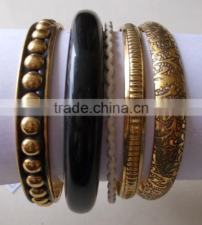 latest Bracelet Bangle