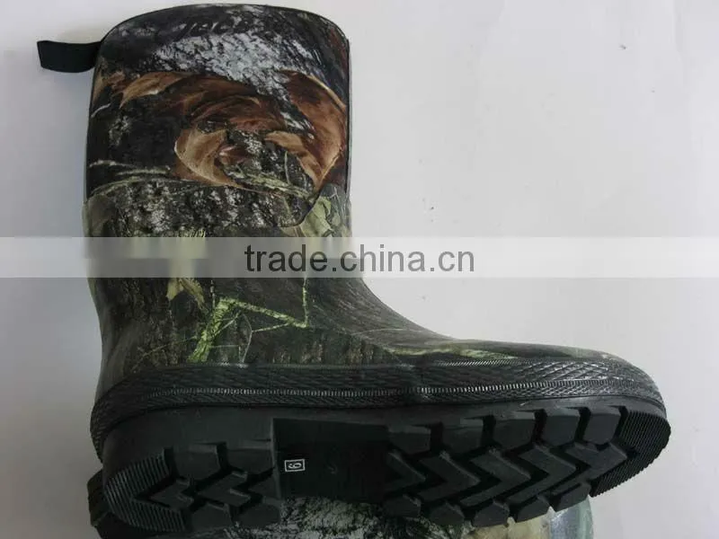 Hot selling neoprene camo winter boot