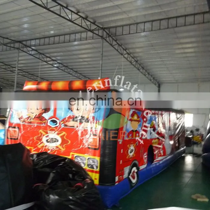 2017 newest infaltable bouncer for kids and adults/Giant fire truck castle house inflatable jumping castle house