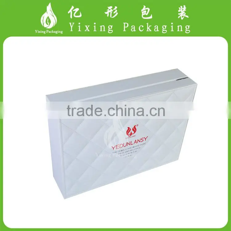 Lockable large leather box for cosmetic
