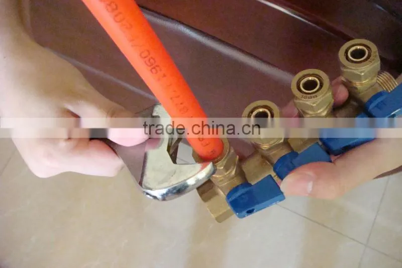 Brass forged water manifold for pex-al-pex heating pipe water manifold