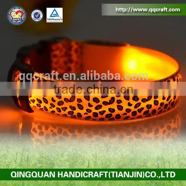 Wholesale Nylon LED Pet Dog Collar & 3 Flashing Mode Night Safty Collars With Replaceable Batteries