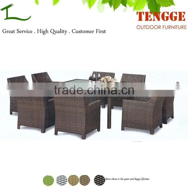 Outdoor dining furniture rattan dinning table and chairs furniture set