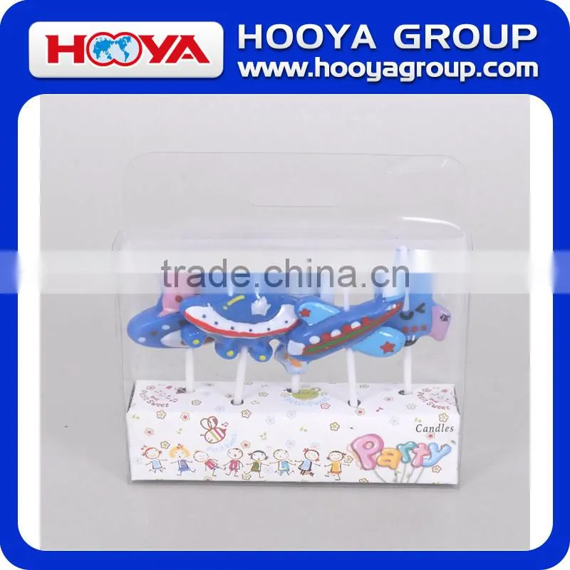 Spaceship shaped children party candle