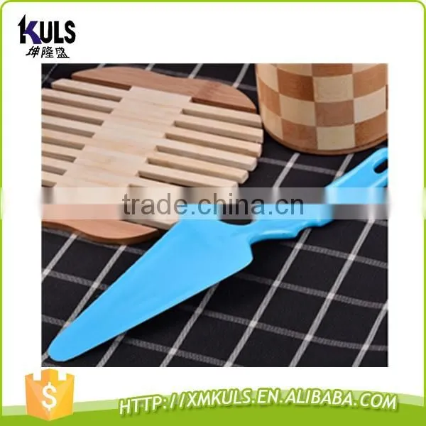 Eco friendly ABS pizza shovel pizza cheese cake cutter kinfe