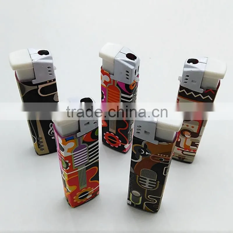 2016 Customized sticker refillable plastic electronic lighter for cigarette