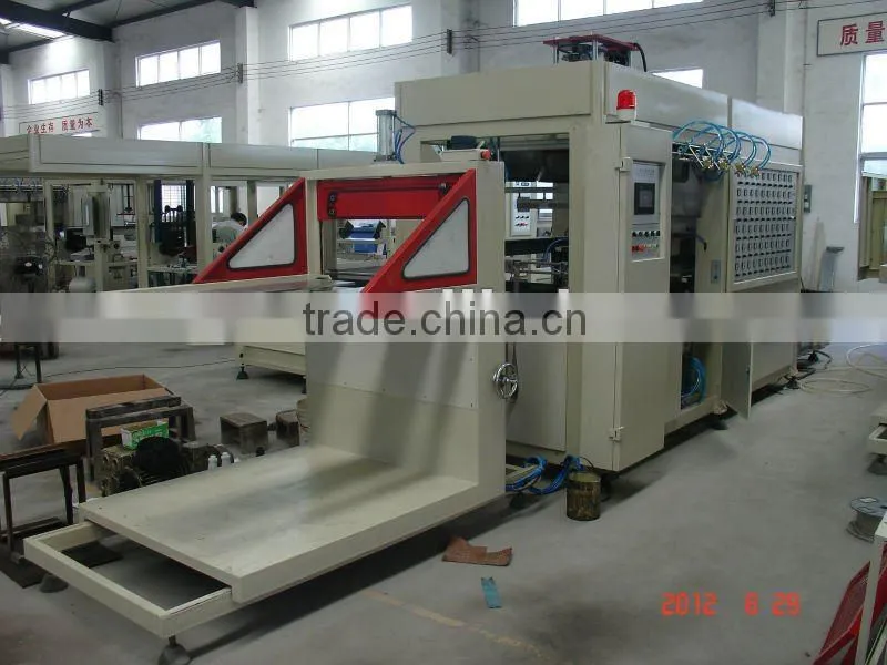 XC46-71/122A-WP High speed automatic lunch box vacuum forming machine