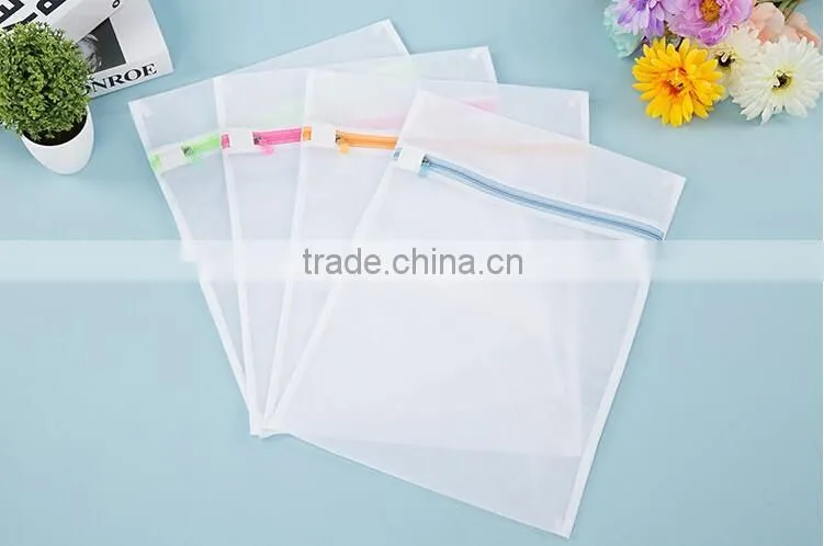 YIWU RODA 100%polyester crystal zipper head fine mesh washing bag