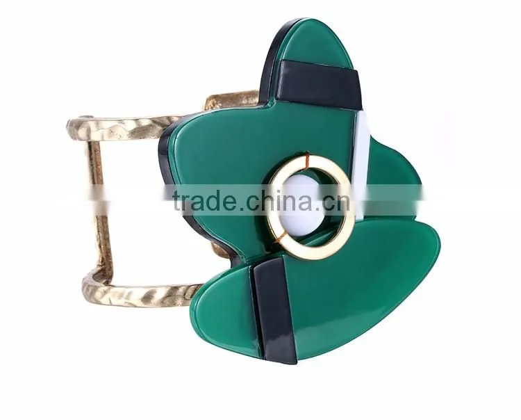 Fashion jewelry hot selling High Quality Jewelry Gold Plated open cuff Bangle