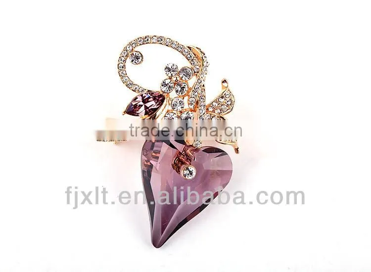 Hot Sale Imported Austrian Crystal Heart Shaped Brooch
