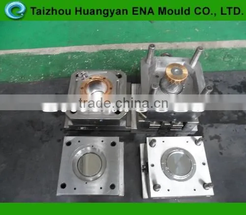 Plastic injection mold for heart-sharp pot