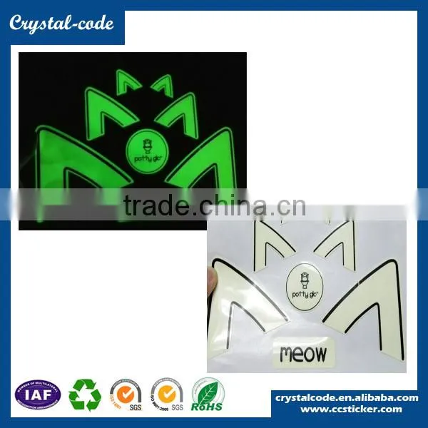 Eco-friendly customized size glow in the dark sticker for wall decoration