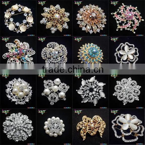 2015 New design! Elegant Crystal pearl Bling Rhinestone brooches