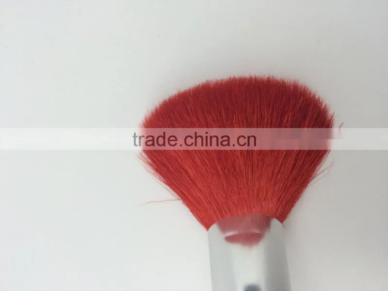 2014 wholesale pretty welcomed goat hair& wood handle cosmetic powder blush brush