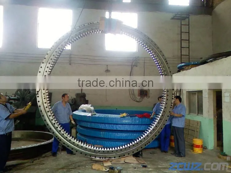 131.32.800 Cylindrical Roller Slewing Bearing External Gear