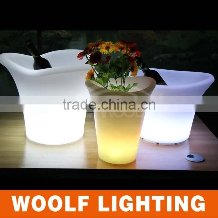 Indoor and outdoor IP65 waterproof level color changing plastic led flower pots light up pots lighting pot