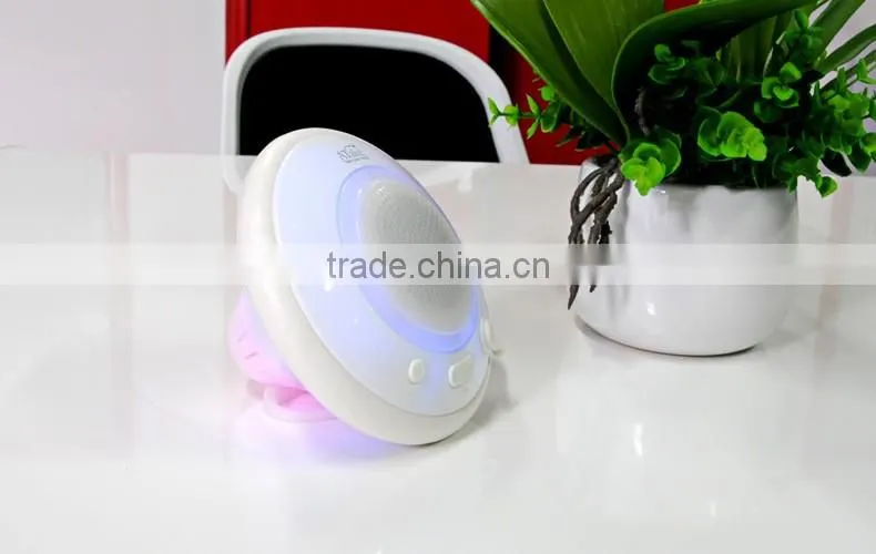 Wireless Floating UFO style IPX7 waterproof bluetooth speaker
