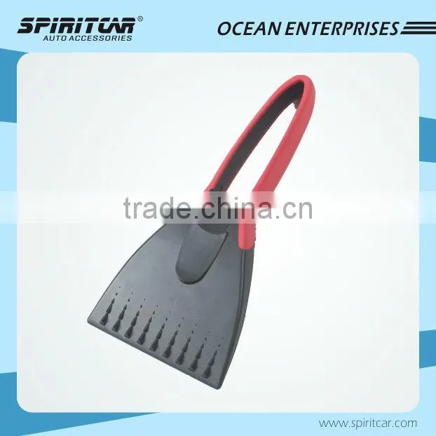 Folding snow shovel with cartbon steel