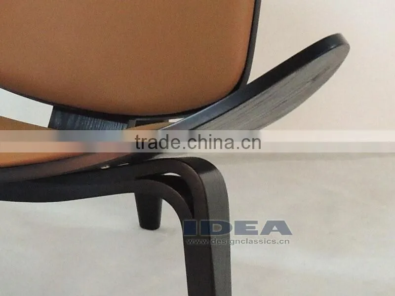 Replica Wegner Shell Chair - Black Shell/ Brown Leather pad