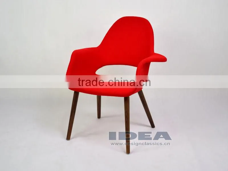 Replica Eero Saarinen Organic Chair - Red Fabric