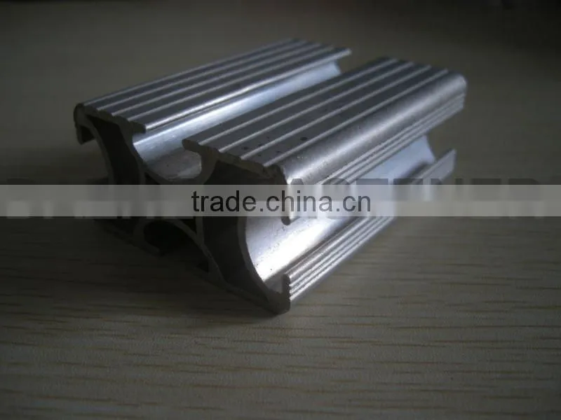 Thin step T bolt with Al-groove