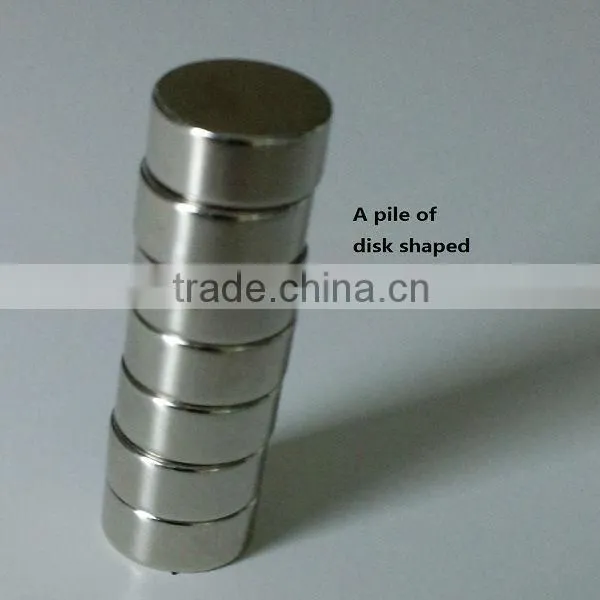 Industrial lifting magnets